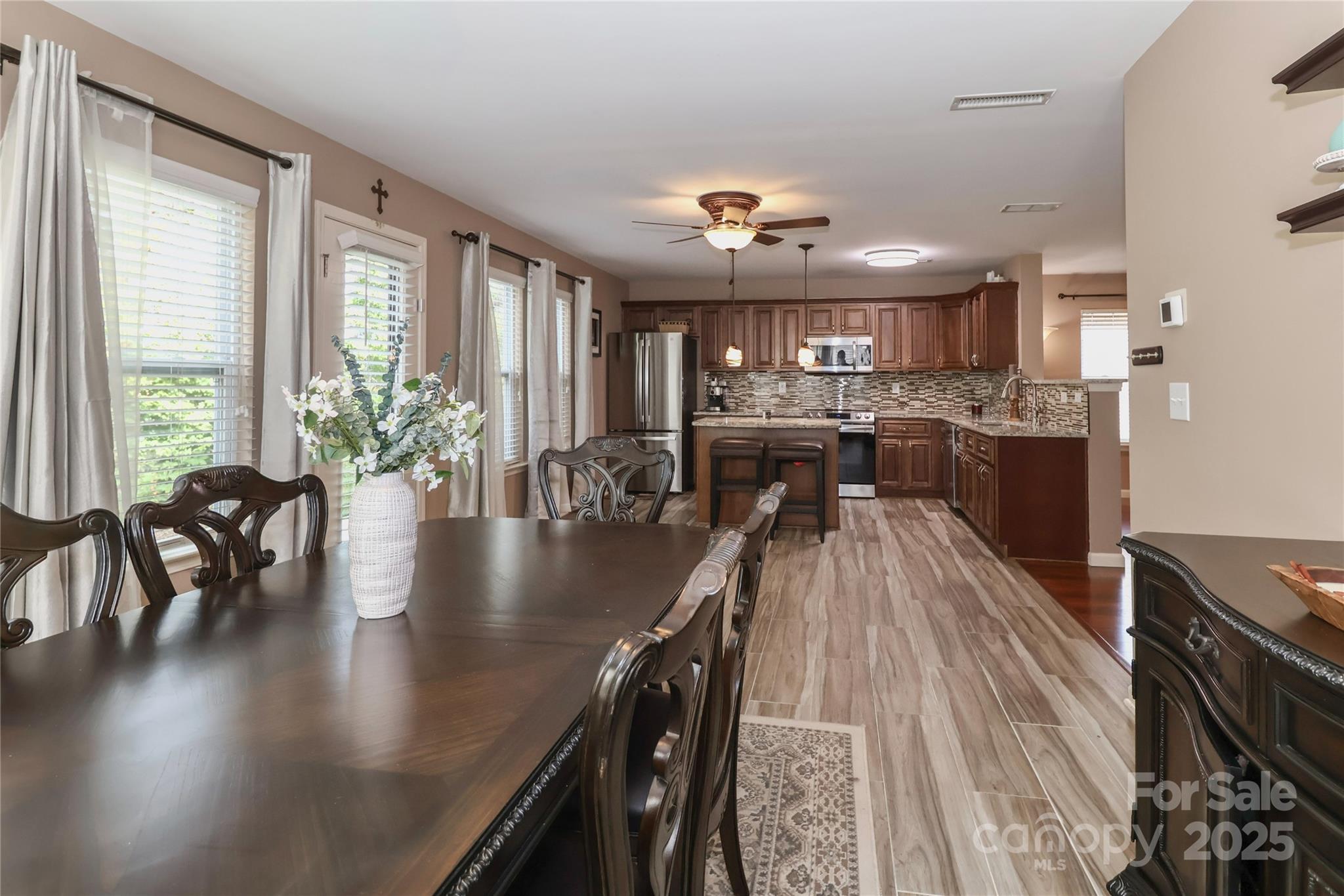 1135 Valley Street Statesville NC 28677
