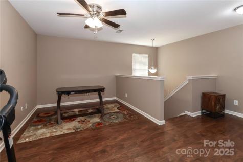 1135 Valley Street Statesville NC 28677