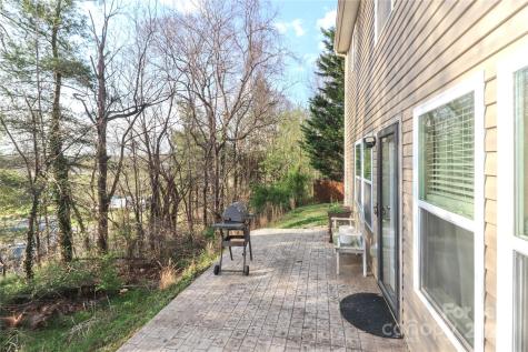 1135 Valley Street Statesville NC 28677