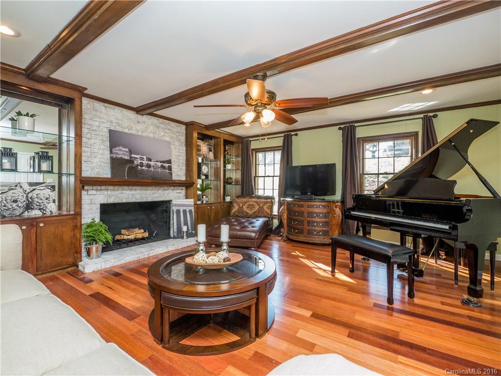 2512 Ainsdale Road Charlotte NC 28226