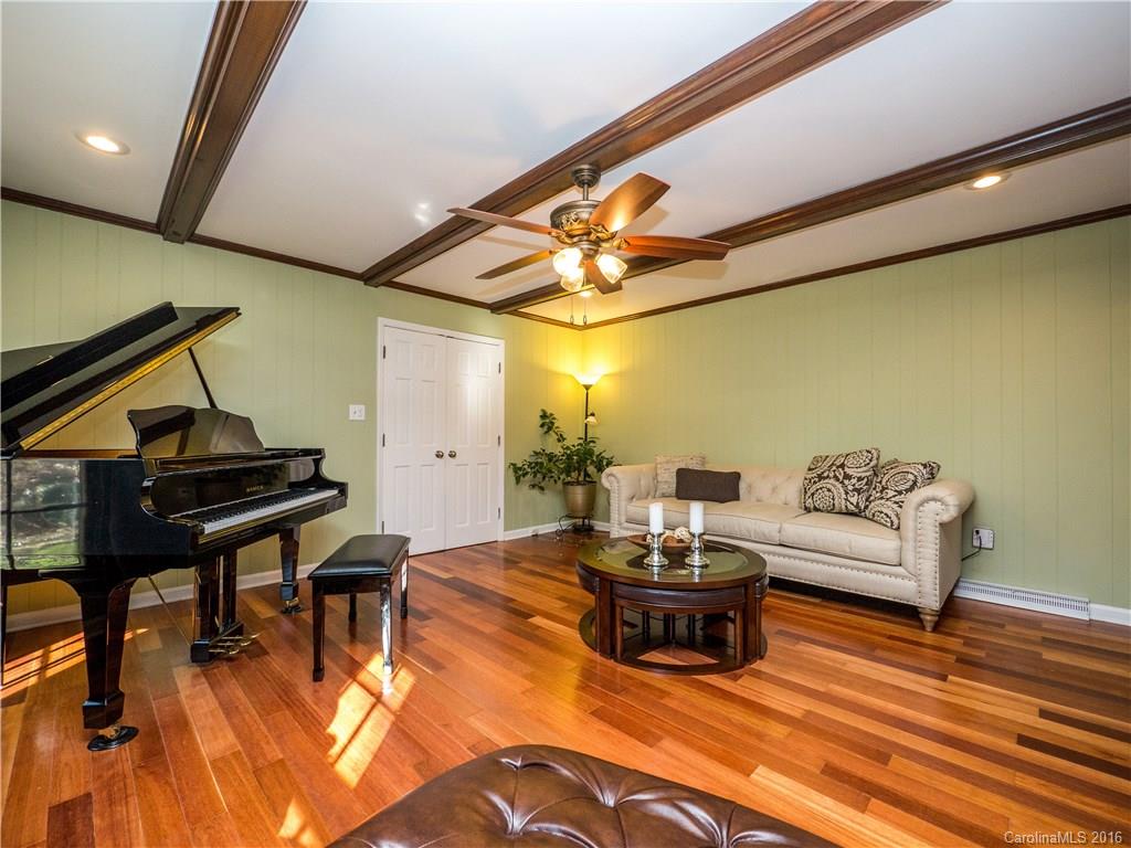 2512 Ainsdale Road Charlotte NC 28226