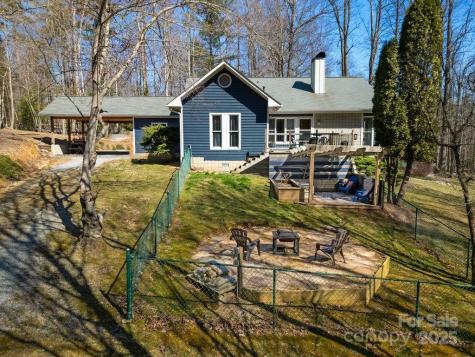 1881 Becky Mountain Road Brevard NC 28712