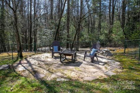 1881 Becky Mountain Road Brevard NC 28712