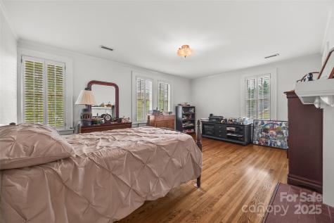 9 S Central Avenue Belmont NC 28012