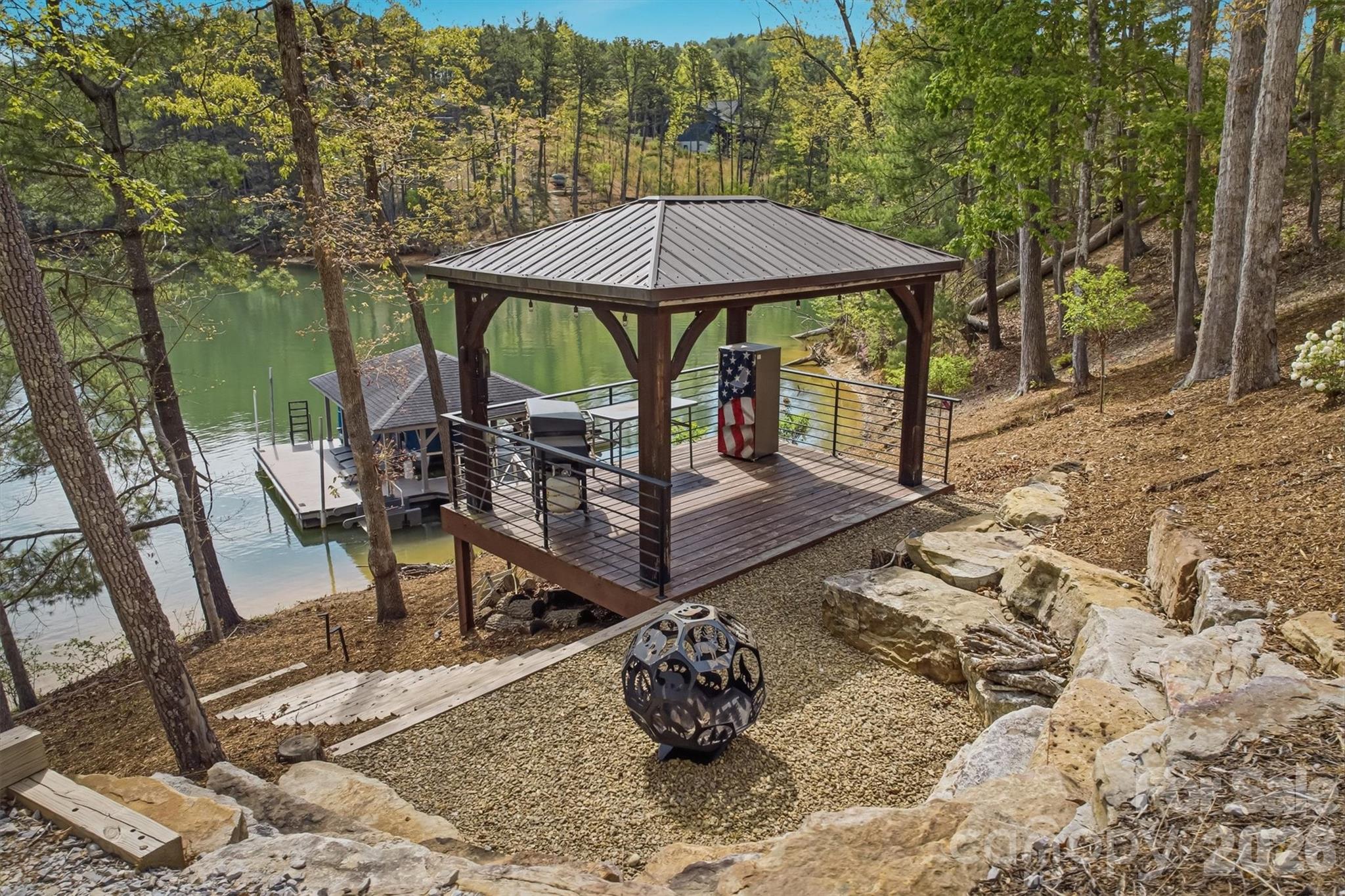 10 Otter Cove Court Nebo NC 28761