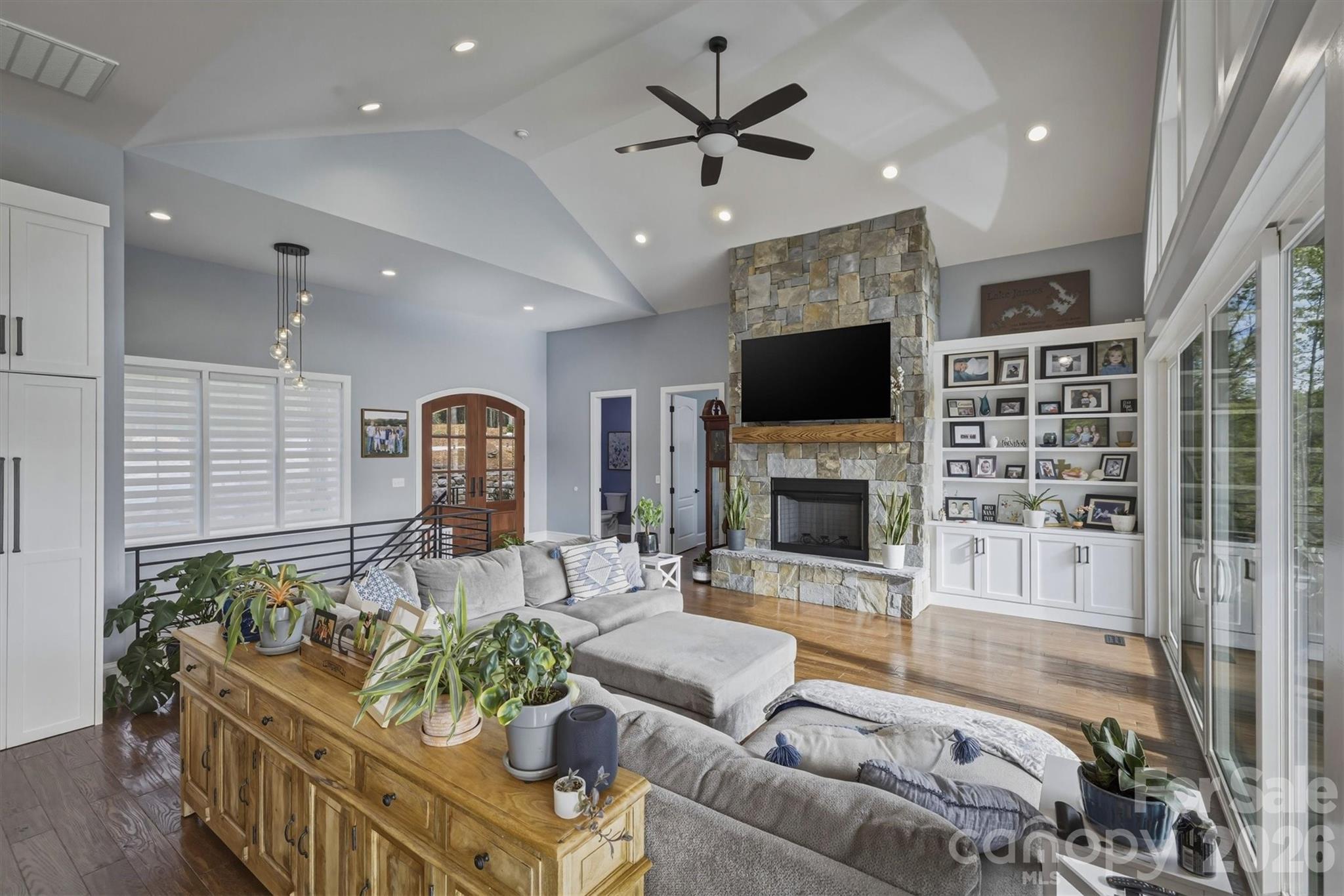 10 Otter Cove Court Nebo NC 28761