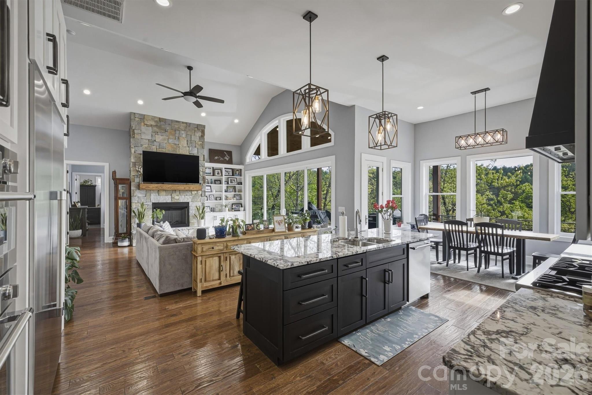 10 Otter Cove Court Nebo NC 28761