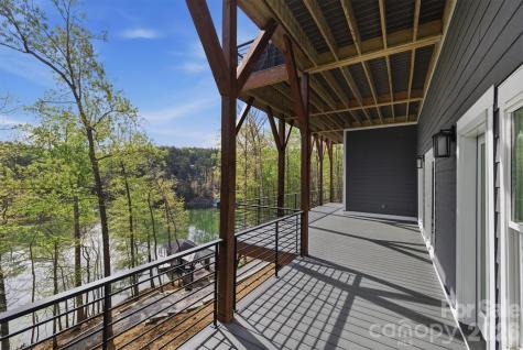 10 Otter Cove Court Nebo NC 28761