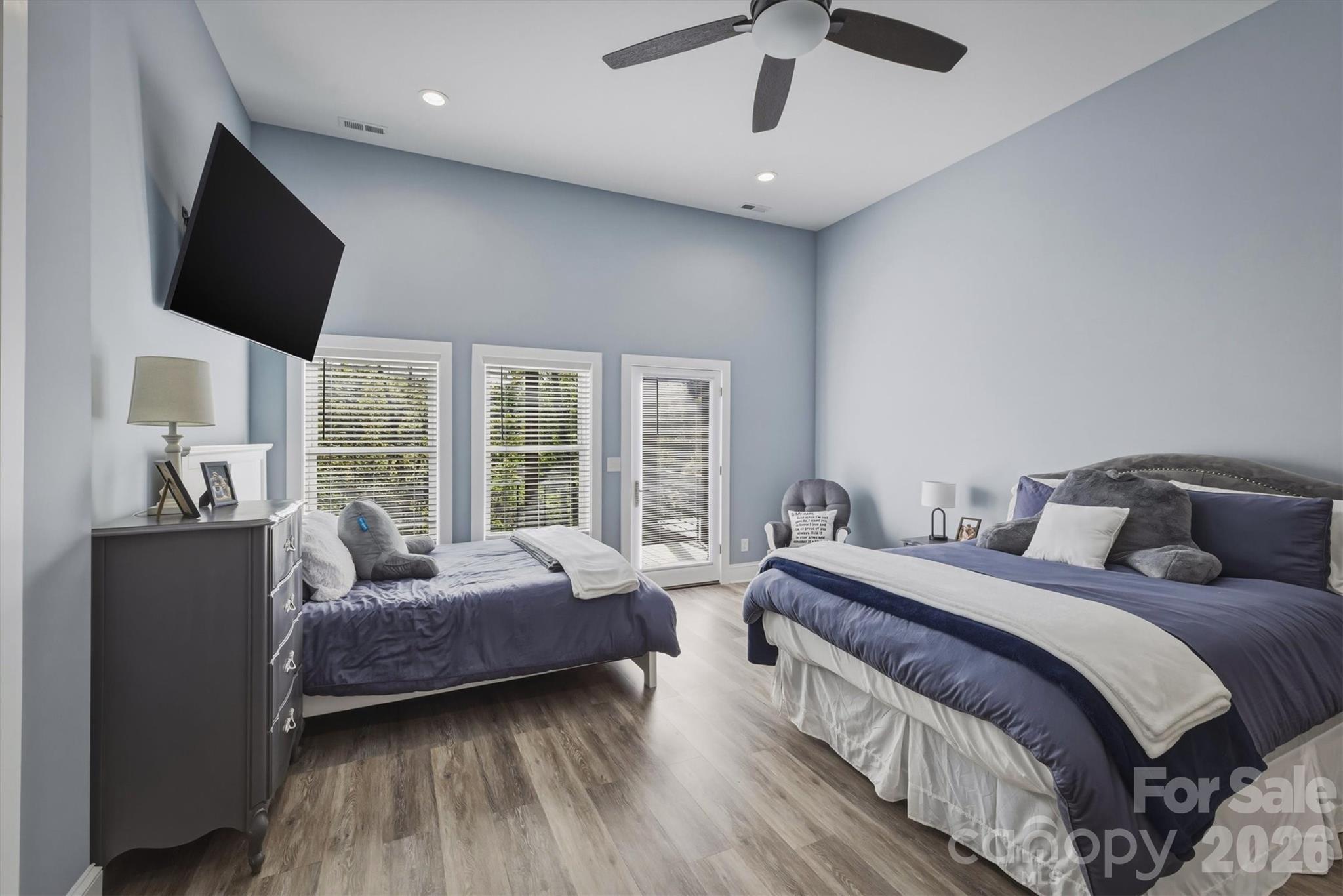 10 Otter Cove Court Nebo NC 28761