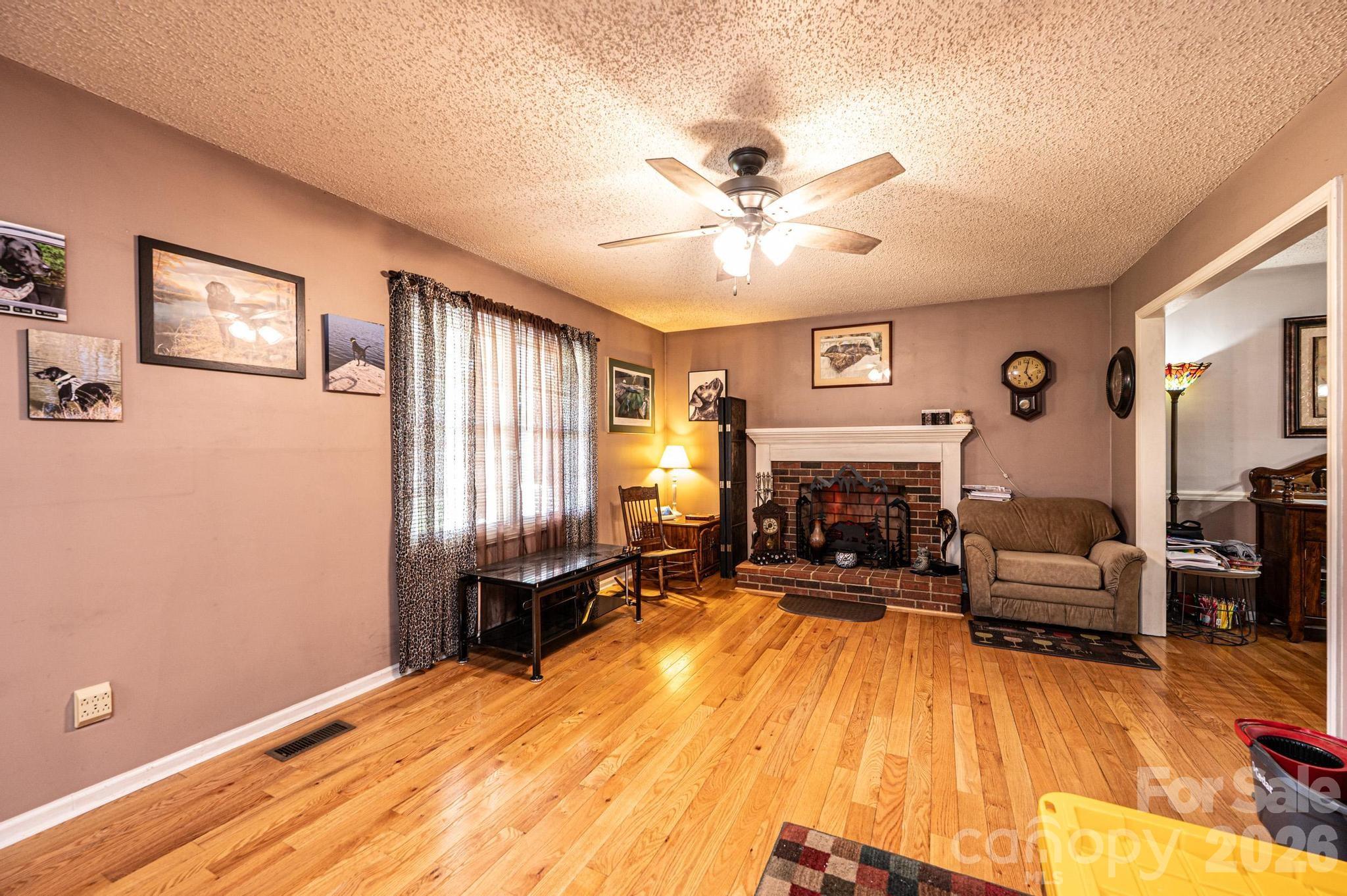 3229 15th Avenue NE Conover NC 28613
