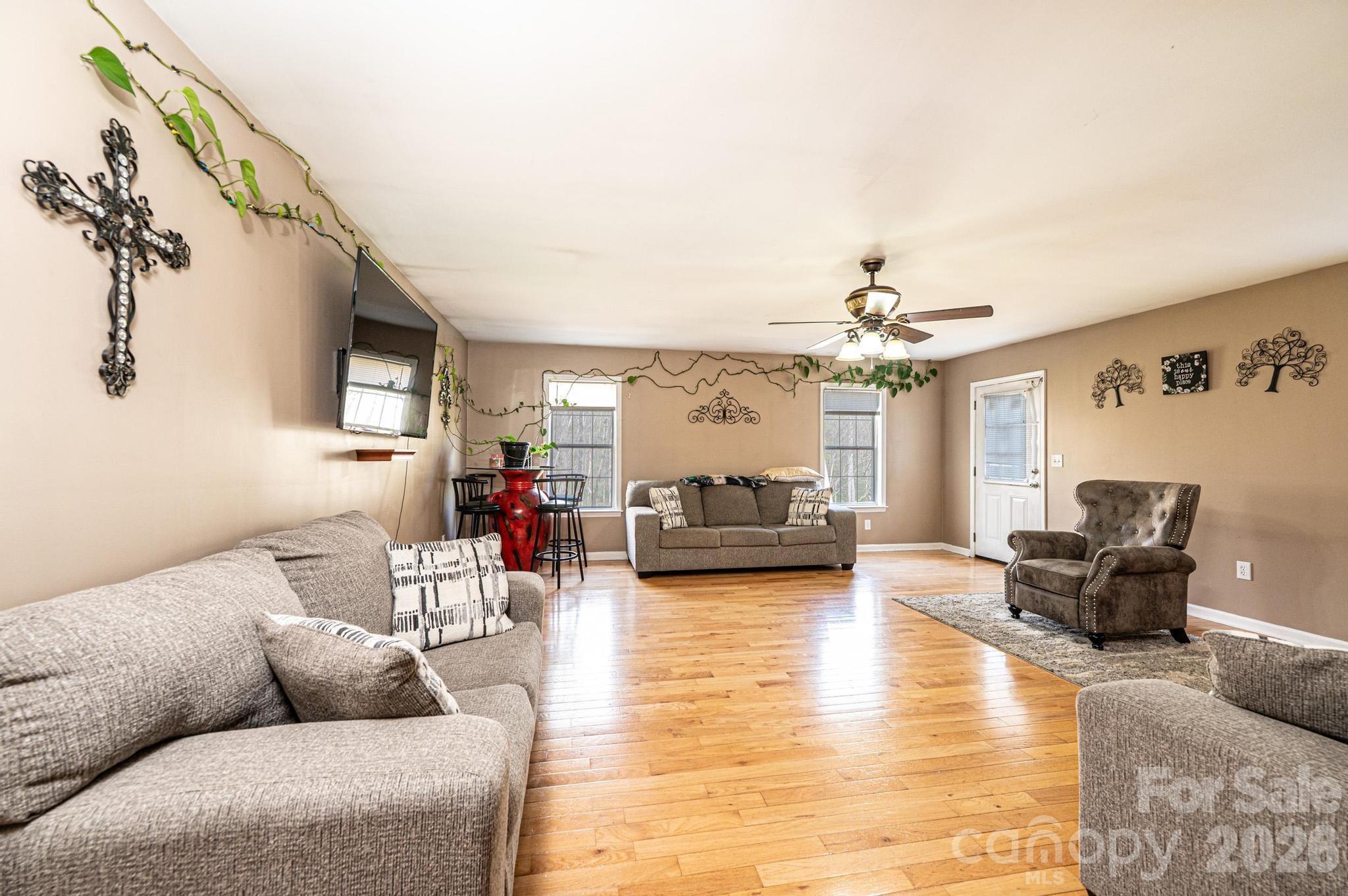 3229 15th Avenue NE Conover NC 28613