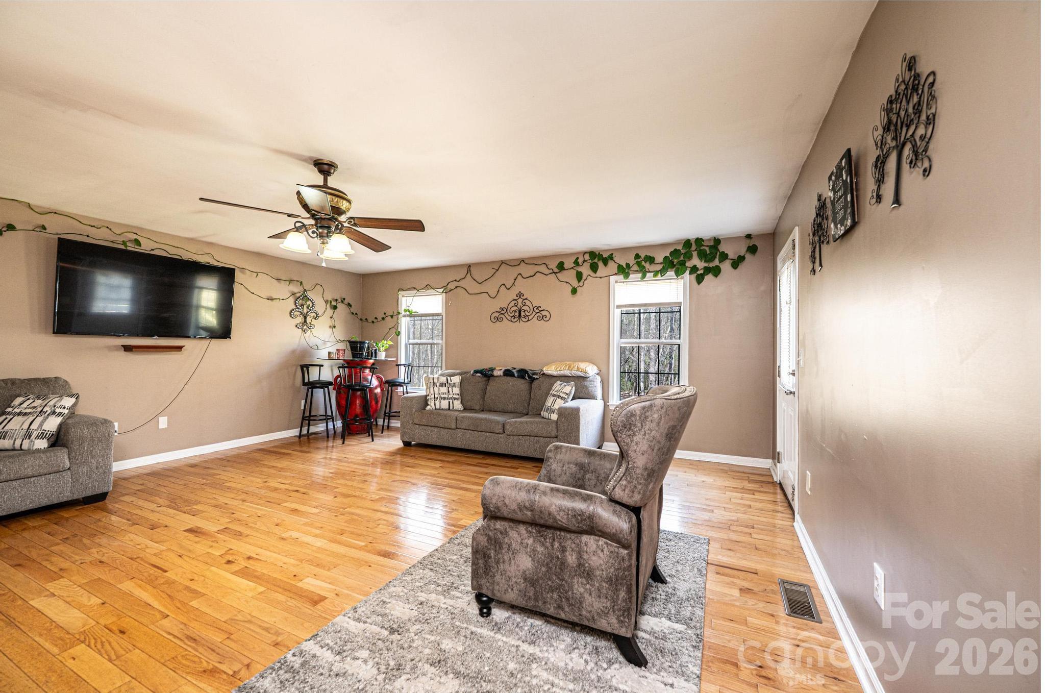 3229 15th Avenue NE Conover NC 28613