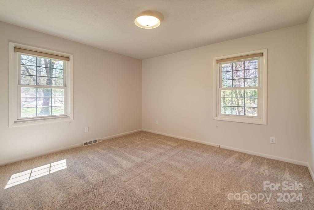 45 Alclare Court Asheville NC 28804
