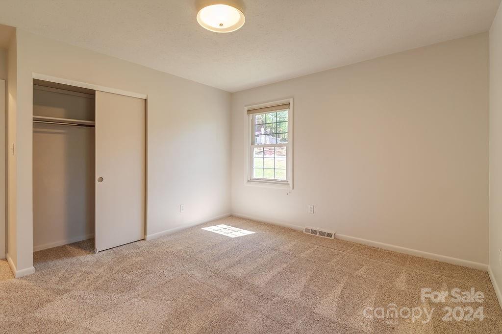 45 Alclare Court Asheville NC 28804