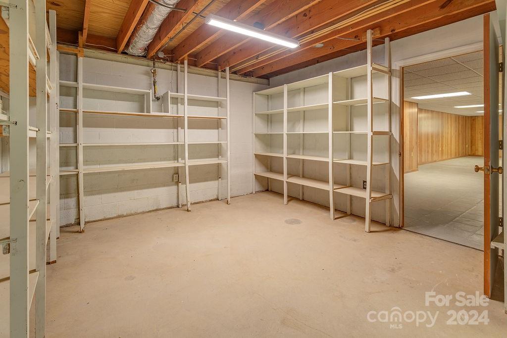 45 Alclare Court Asheville NC 28804
