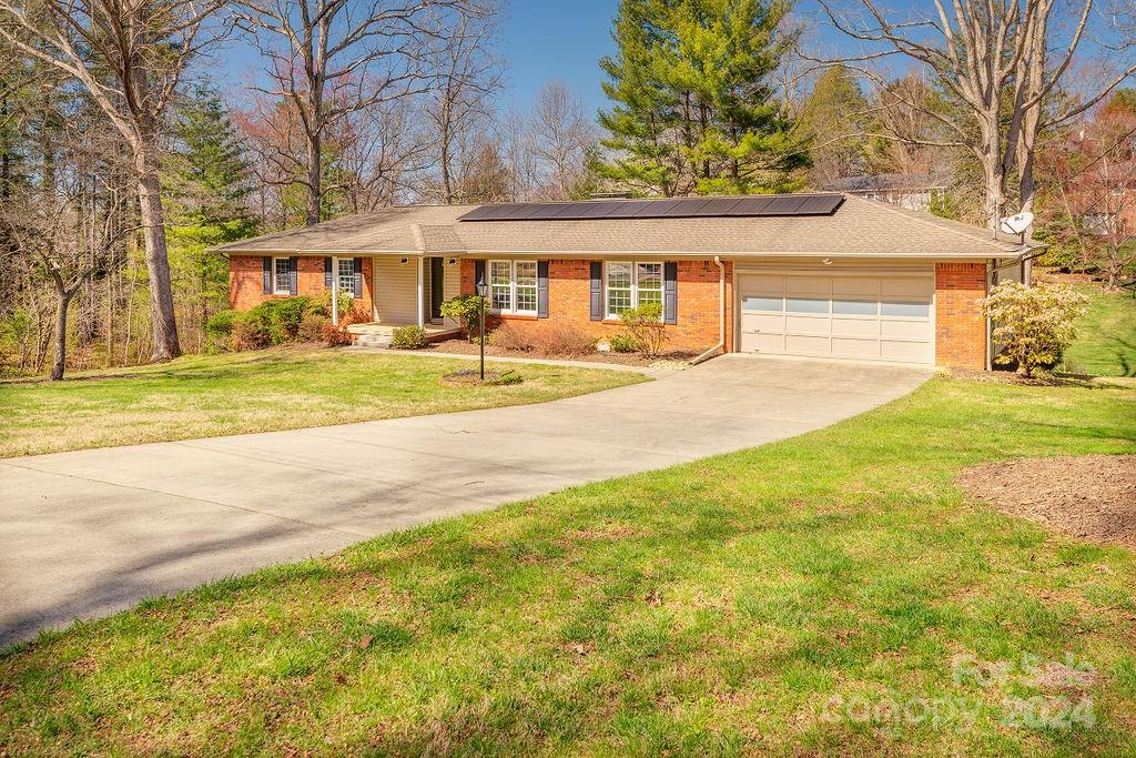 45 Alclare Court Asheville NC 28804