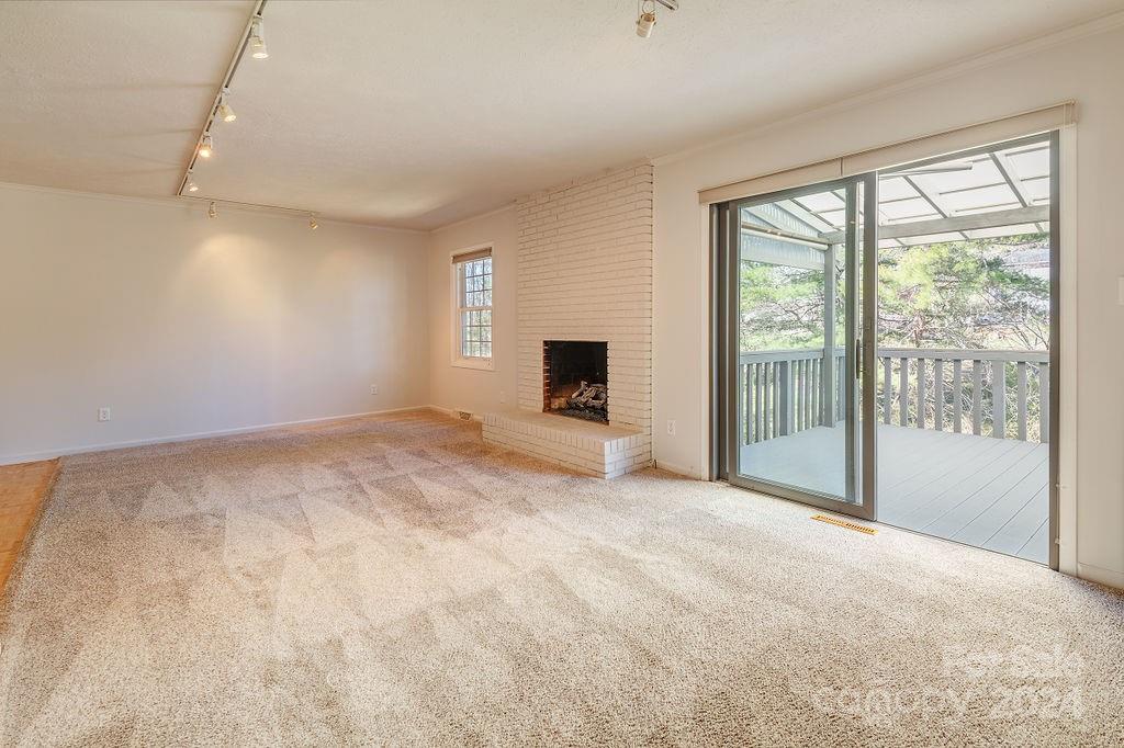 45 Alclare Court Asheville NC 28804