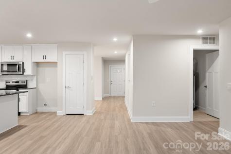 4238 Mackinnon Drive Charlotte NC 28214
