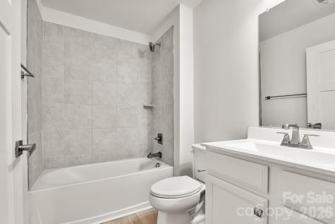 4238 Mackinnon Drive Charlotte NC 28214