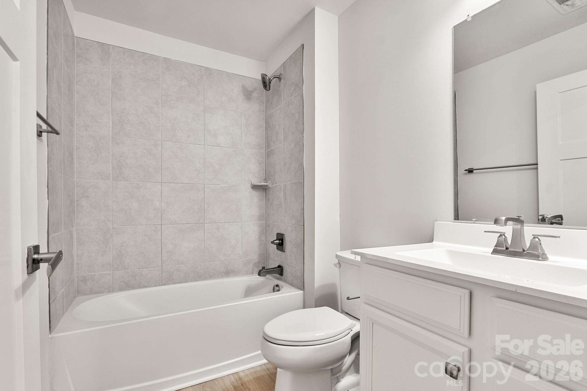 4238 Mackinnon Drive Charlotte NC 28214