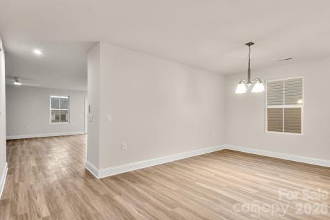 4238 Mackinnon Drive Charlotte NC 28214