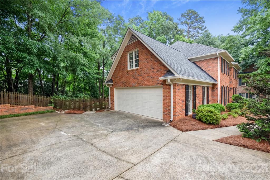 2307 Sweet Bay Lane Matthews NC 28105