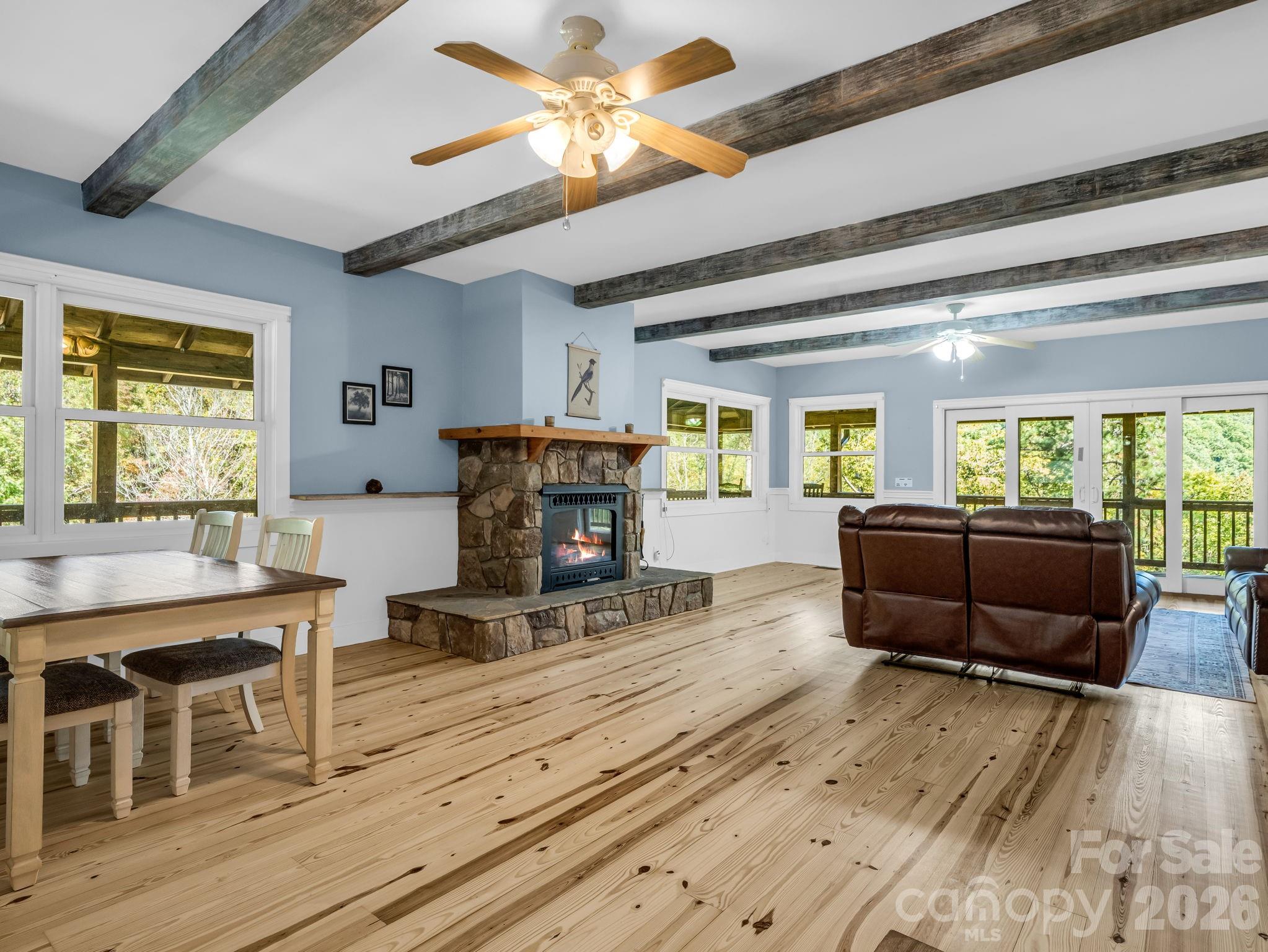 119 Mountain Bluff Trail Hendersonville NC 28792