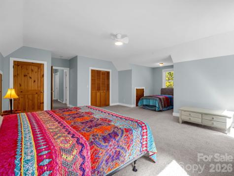 119 Mountain Bluff Trail Hendersonville NC 28792
