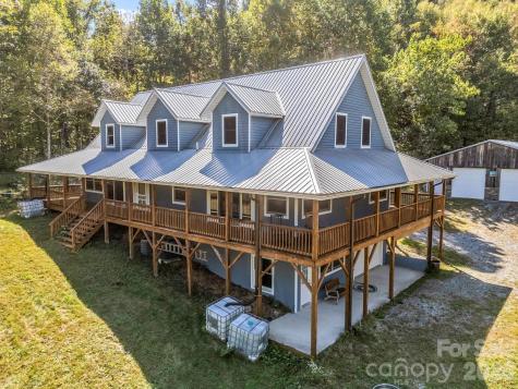 119 Mountain Bluff Trail Hendersonville NC 28792