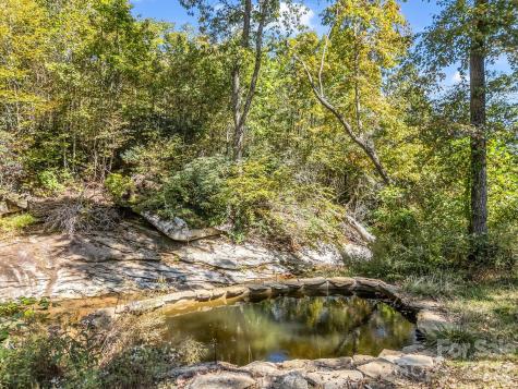 119 Mountain Bluff Trail Hendersonville NC 28792