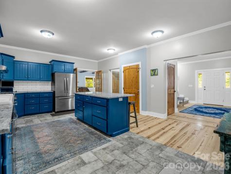 119 Mountain Bluff Trail Hendersonville NC 28792