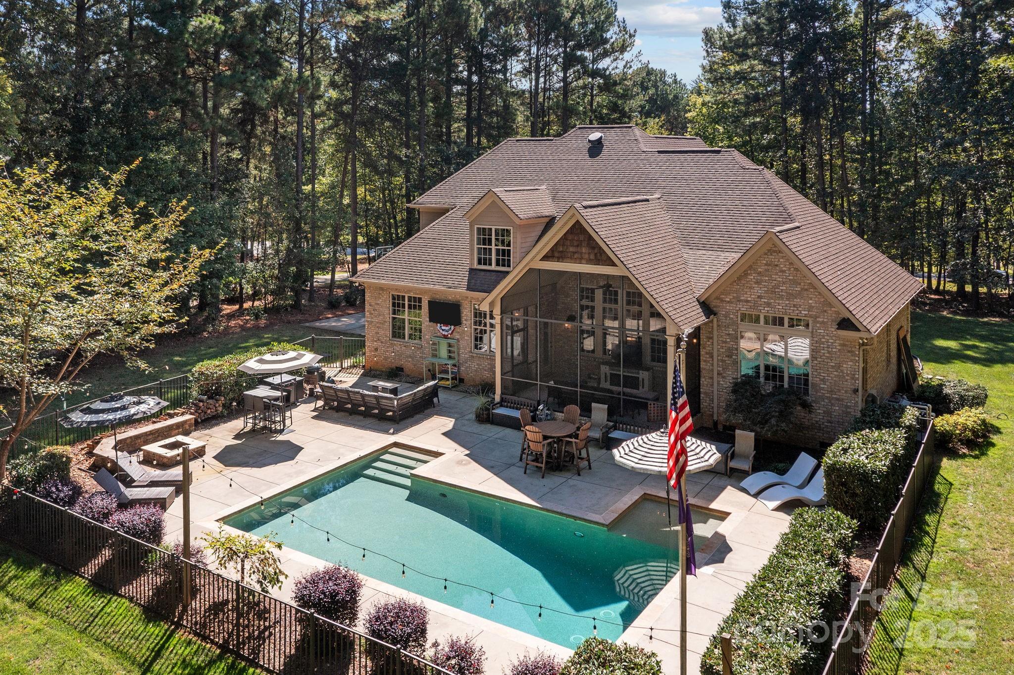 7274 James Court Denver NC 28037