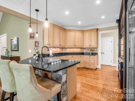 122 Founders Drive Flat Rock NC 28731