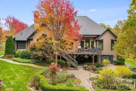 122 Founders Drive Flat Rock NC 28731