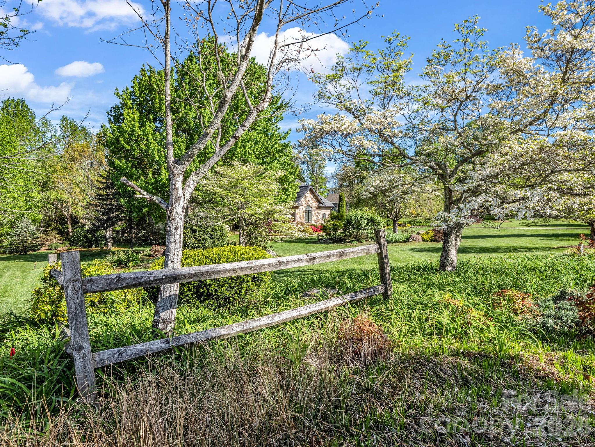 122 Founders Drive Flat Rock NC 28731