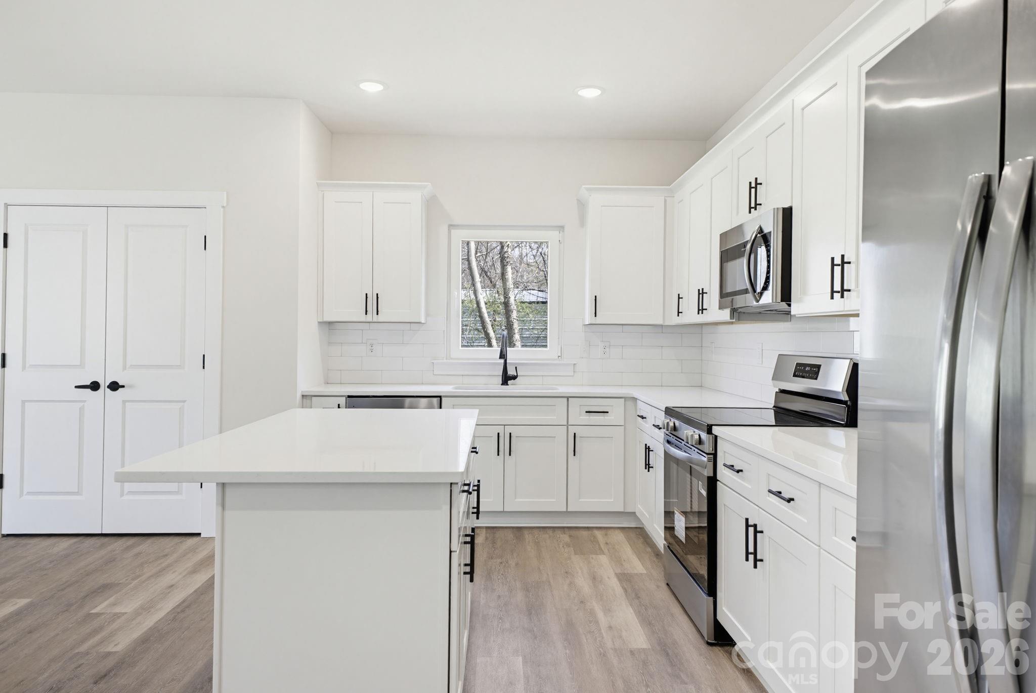 2323 Merts Way Hudson NC 28638