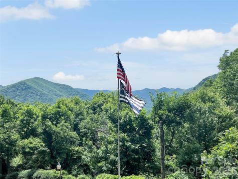 28 Mountain Breeze Drive Maggie Valley NC 28751