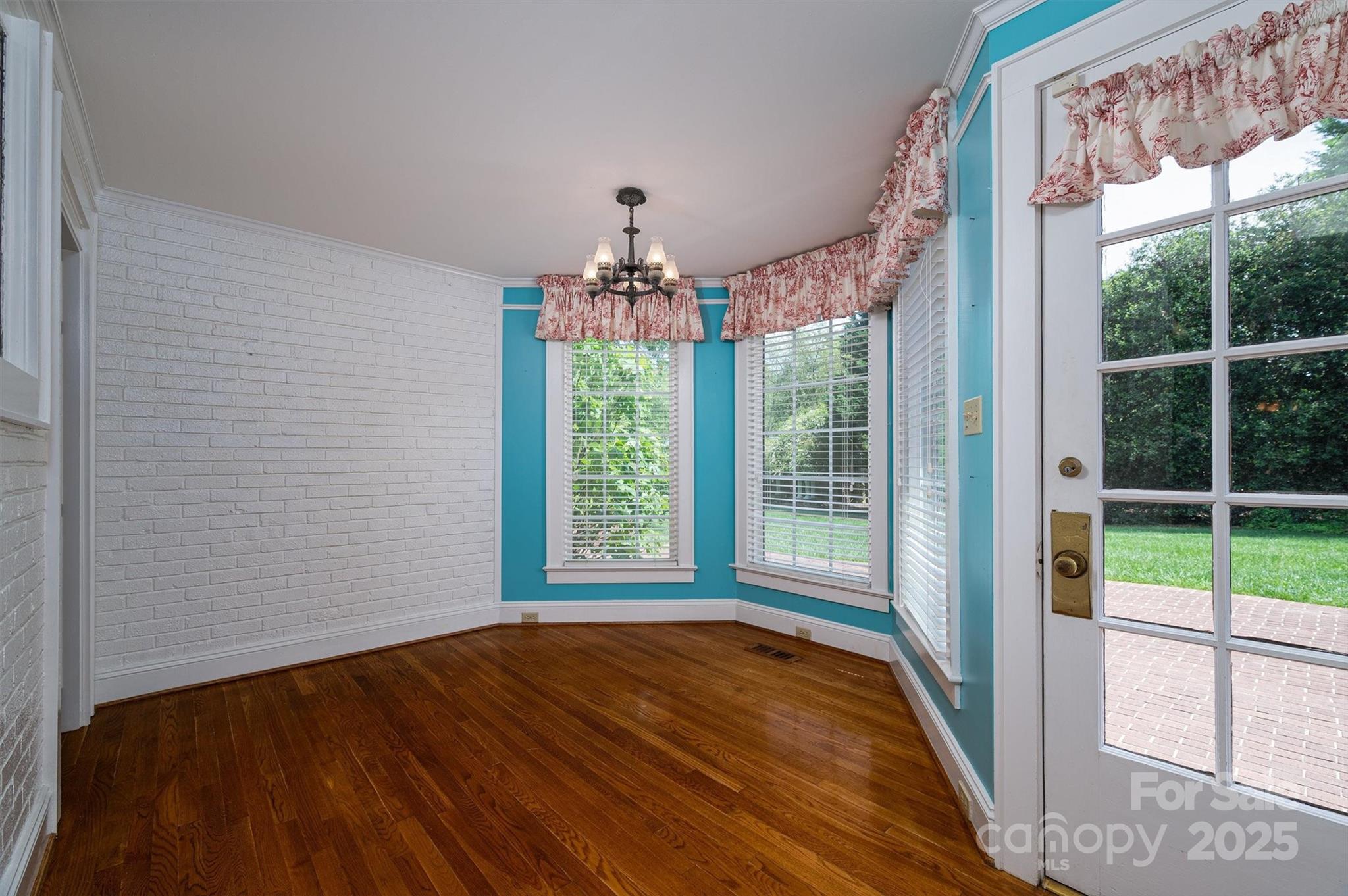 418 3rd Street NE Hickory NC 28601