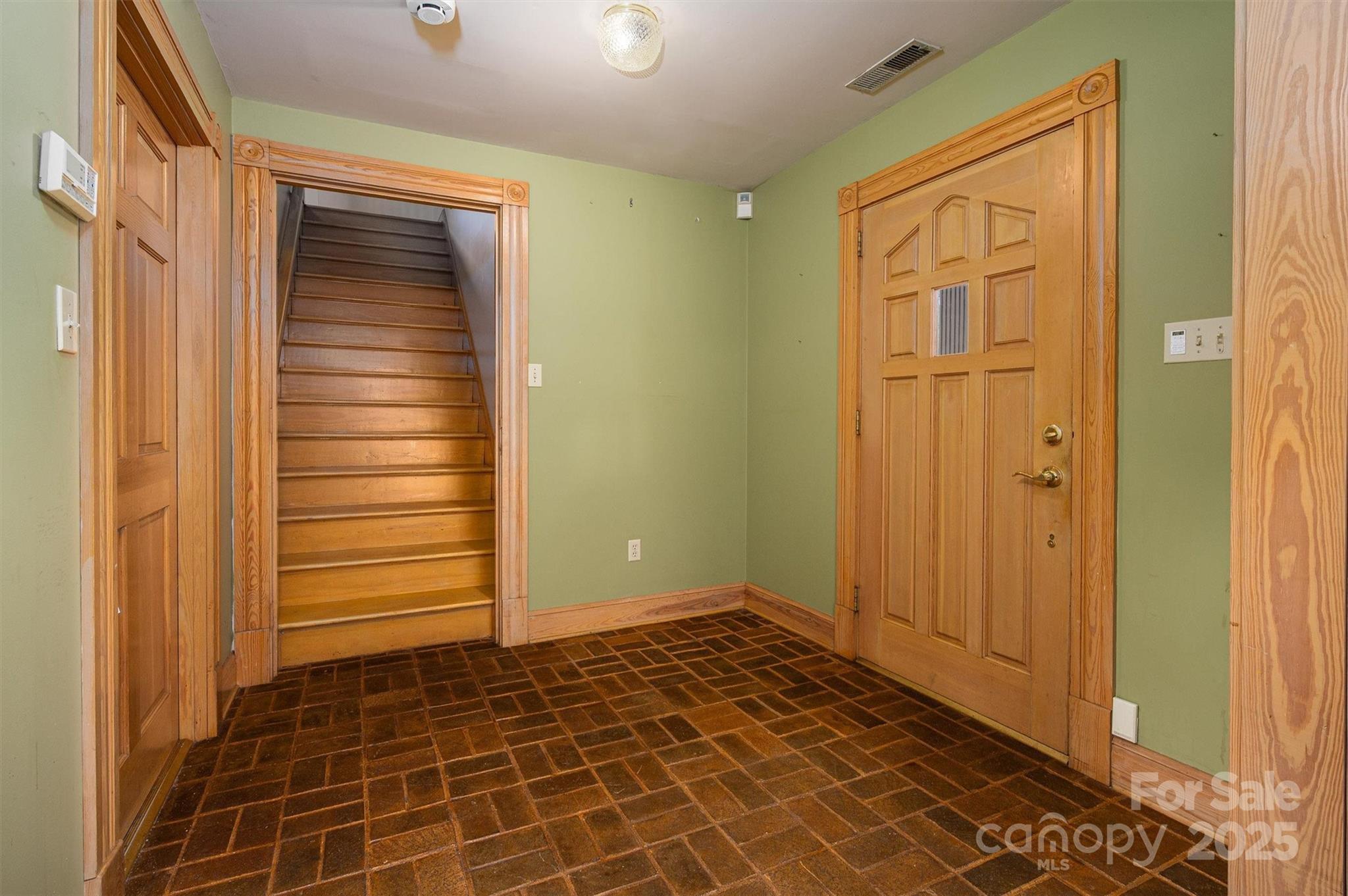 418 3rd Street NE Hickory NC 28601