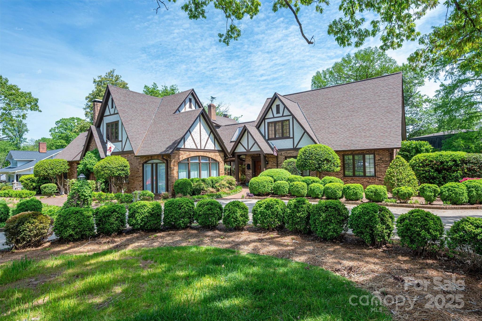 418 3rd Street NE Hickory NC 28601