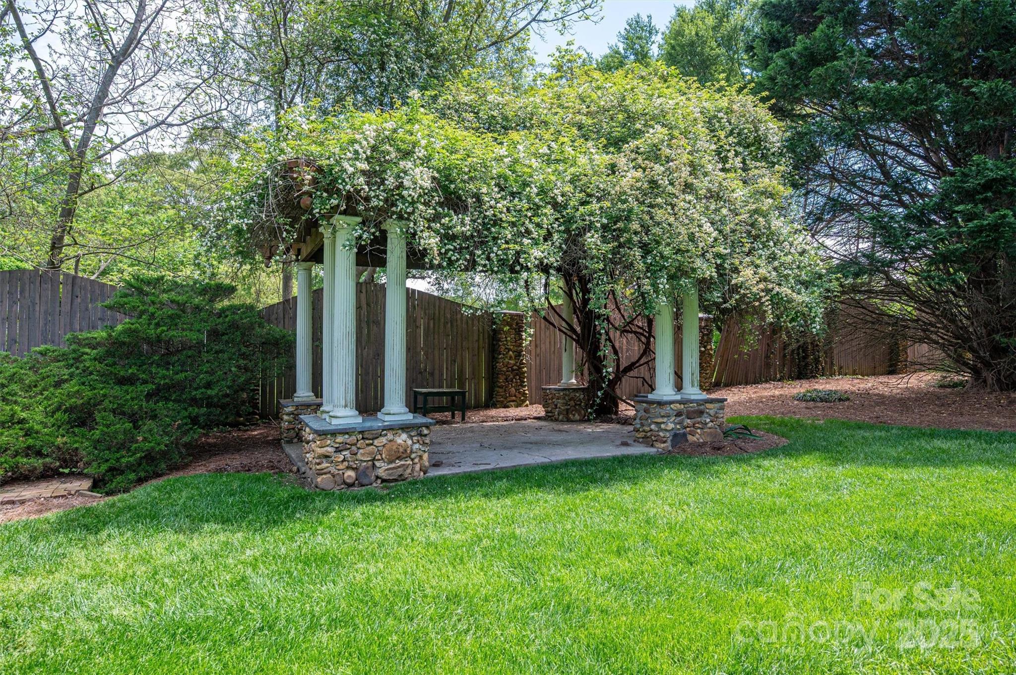 418 3rd Street NE Hickory NC 28601