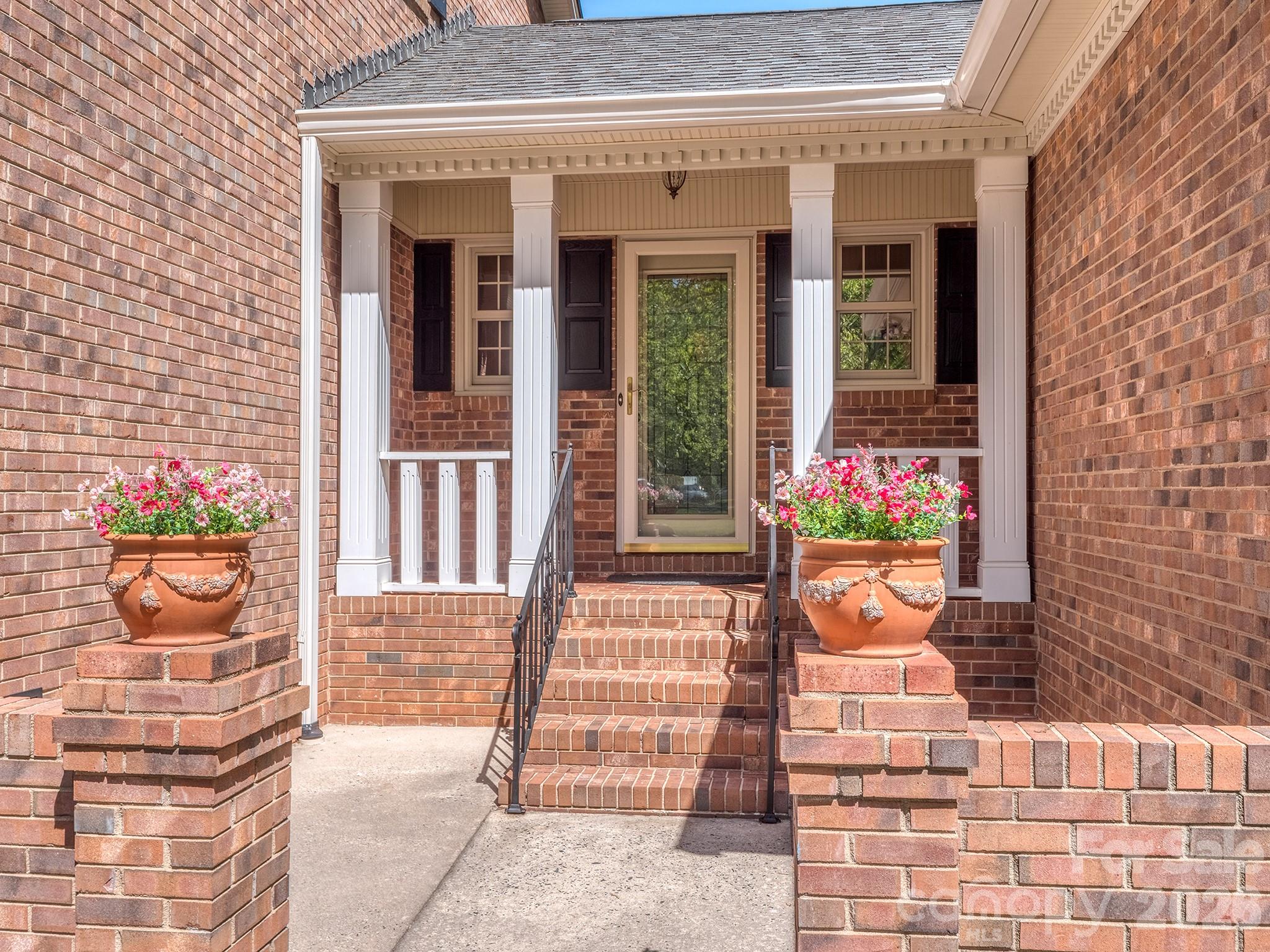 1636 Heatherloch Drive Gastonia NC 28054