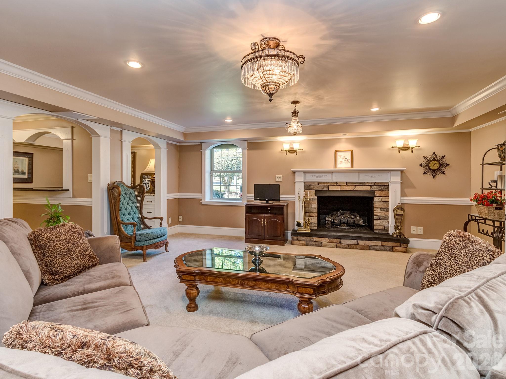 1636 Heatherloch Drive Gastonia NC 28054