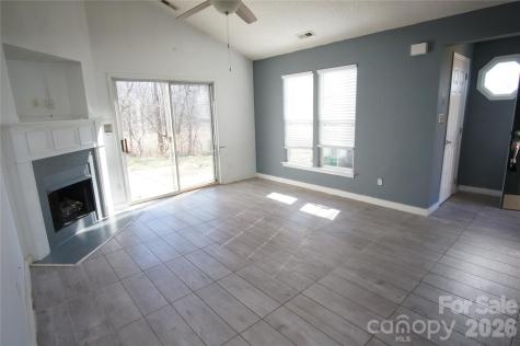 8913 Cinnabay Drive Charlotte NC 28216