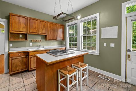 5 Parker Road Asheville NC 28803