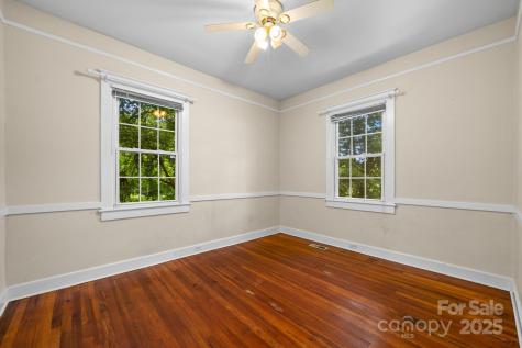5 Parker Road Asheville NC 28803