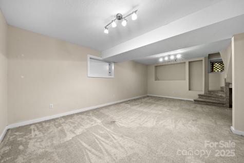 5 Parker Road Asheville NC 28803