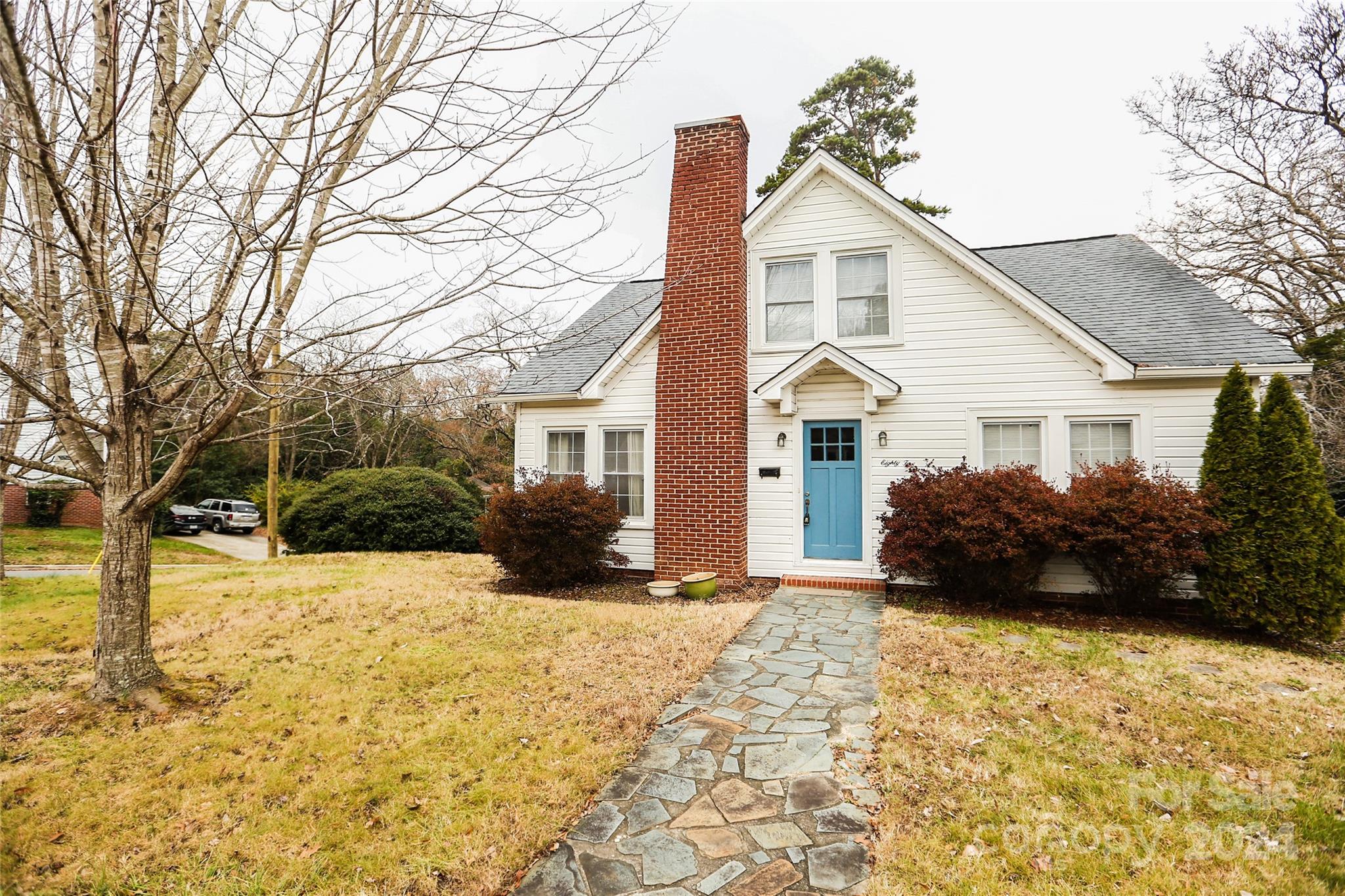 85 Hillcrest Avenue SE Concord NC 28025