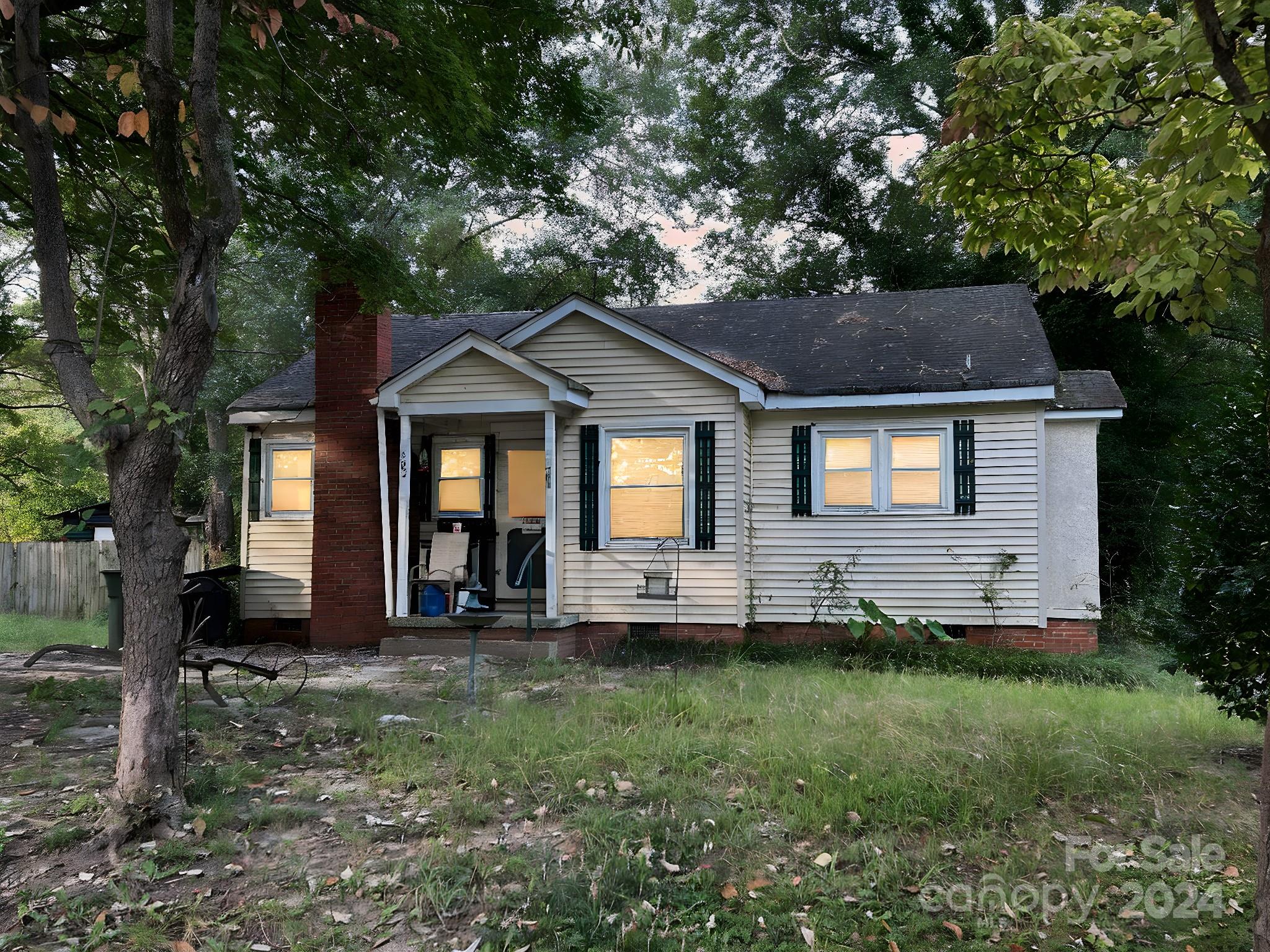 305 Hillcrest Avenue Gastonia NC 28052