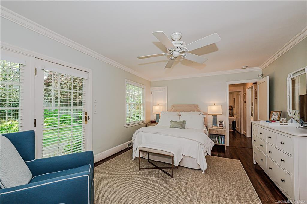 3035 Hanson Drive Charlotte NC 28207